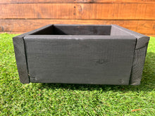 Cargar imagen en el visor de la galería, Maceta negro mate