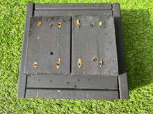 Cargar imagen en el visor de la galería, Maceta negro mate