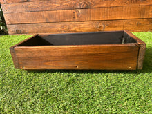 Cargar imagen en el visor de la galería, Maceta tonalidad nogal